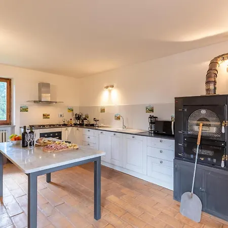 Gorgeous In With Kitchen * Gualdo Tadino