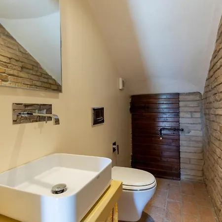 Gorgeous In With Kitchen